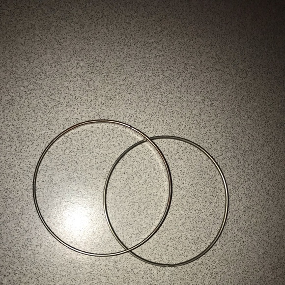 A silver bracelet - Picture 3 of 3